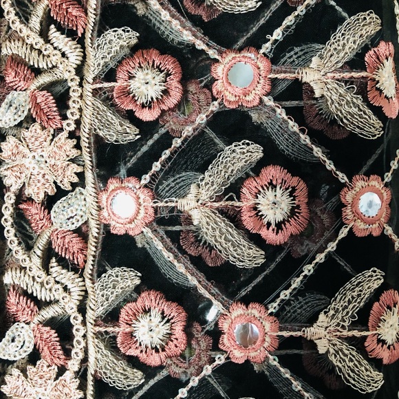 Meet your Posher, Nabila - Picture 7 of 10